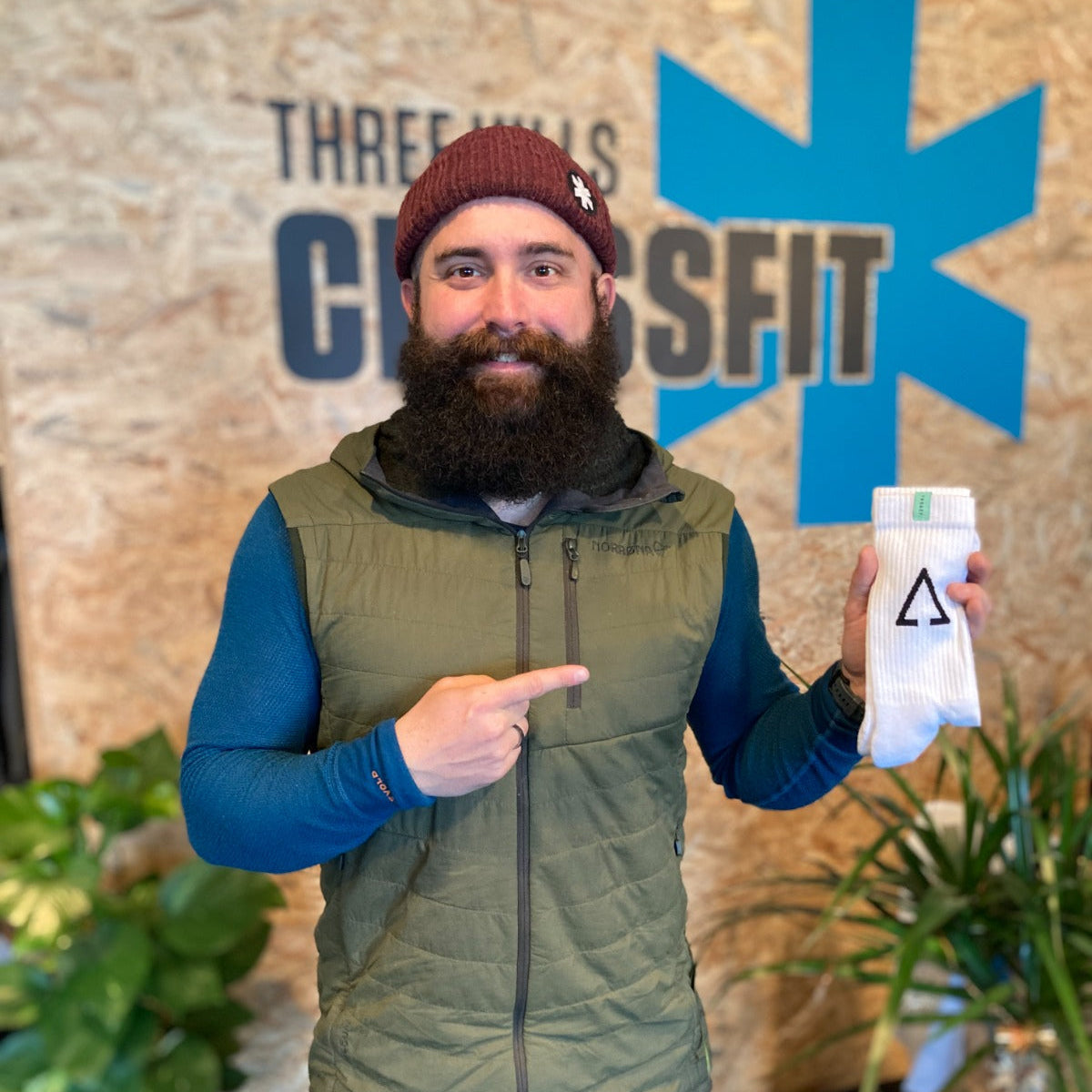 Glücklicher Kunde feiert seine Socken von TREAZY.