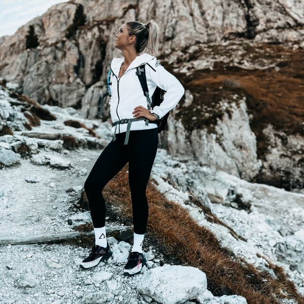Treue Kundin geht in TREAZY. Socken wandern